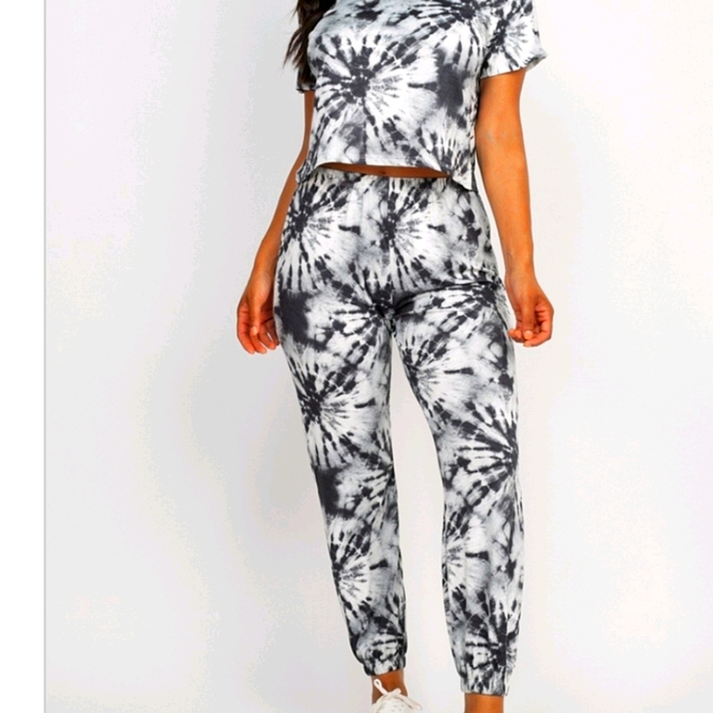 Lounge wear